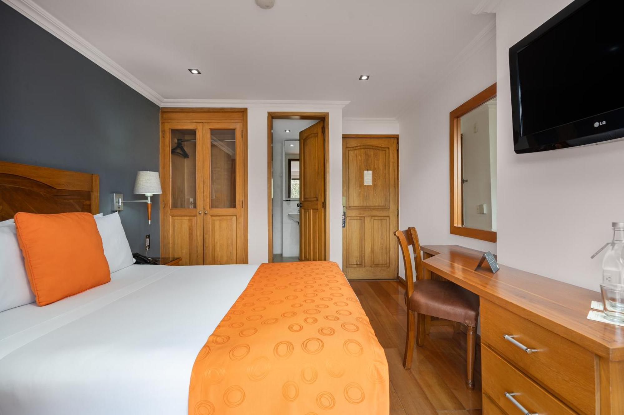 Hotel Egina Bogotá Kültér fotó